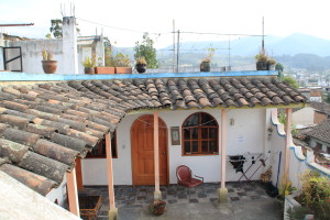 Hostal Chasqui patio and room