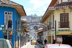 Izquina Lourdes y S Bolivar Loja