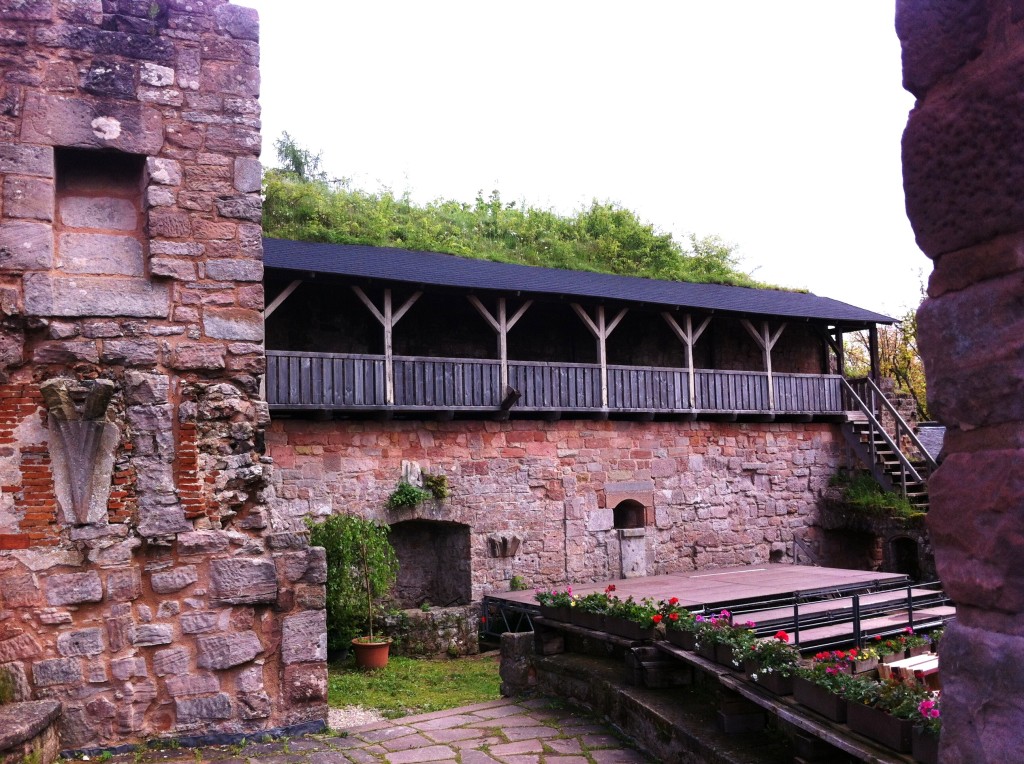 Nanstein Castle-Chemise