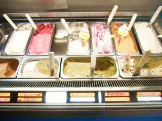 Go-Go Gelato in Giardini Naxos