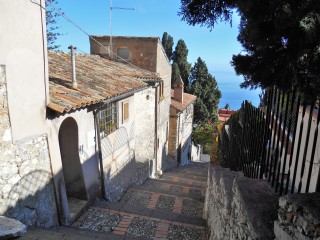 Taormina to Castelmola