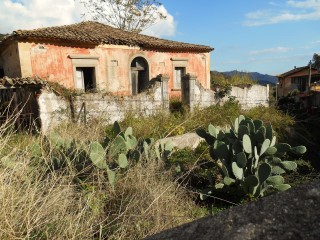old house alcantara gorge