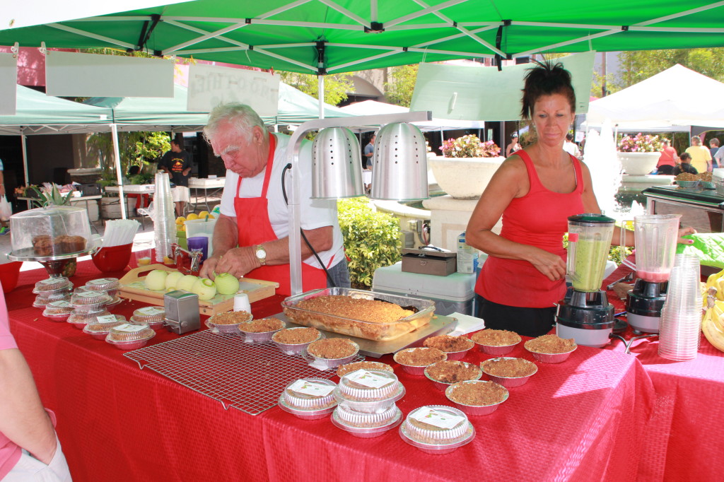 Fort Lauderdale's Sunday market on Las Olas Blvd.