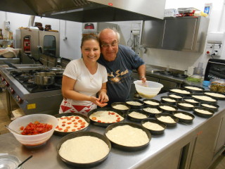 Making focaccia at Agriturismo L'Arca