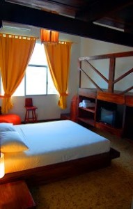 Habitacion Palosanto Guayaquil Ecuador
