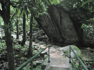 El Valle:pre-Columbian petroglyphs