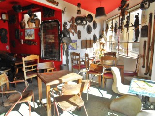 Turrisi Bar- room with old objects