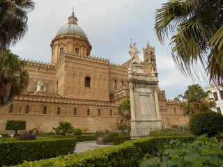Thanksgiving in Palermo Cappuccini Catacombs