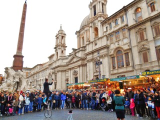 Rome, Piazza Navona ready for Christmas